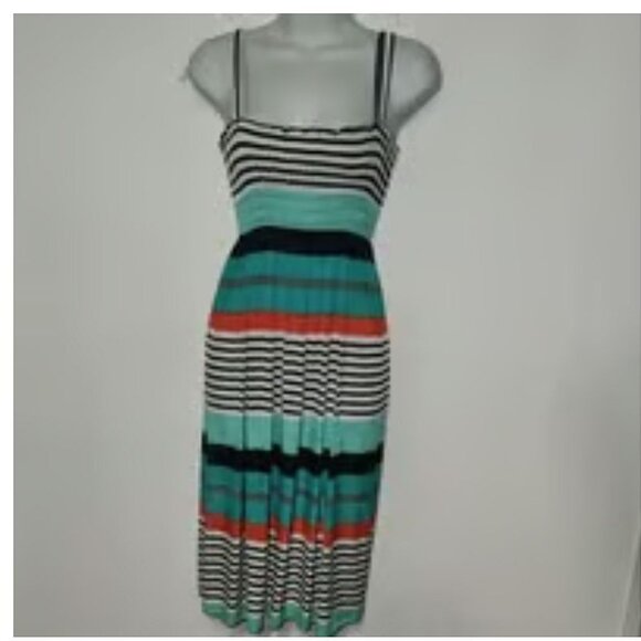 Romantic Sini ***stylish sleeveless dress in size XL - Picture 2 of 11